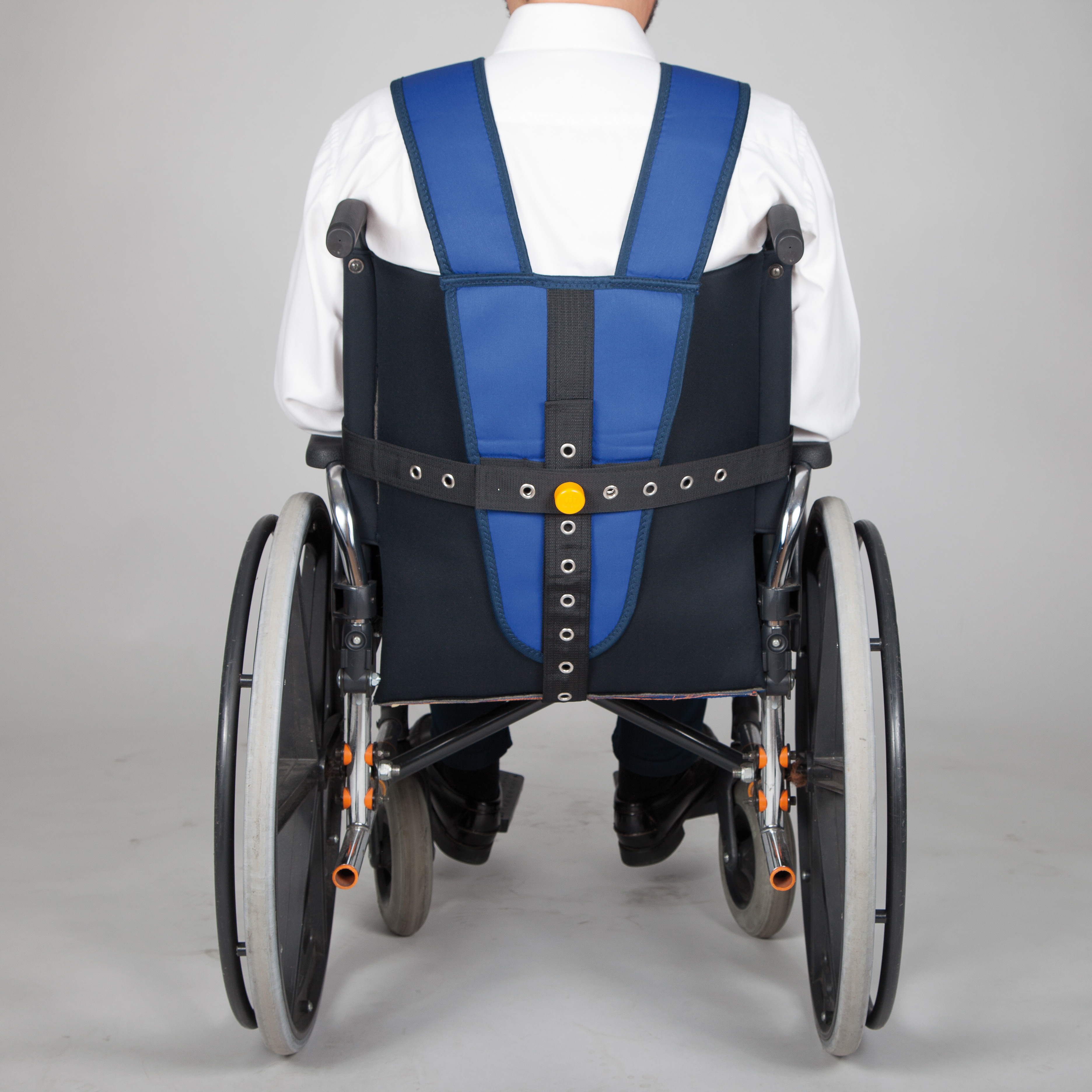 Set harnais thoracique SALVACLIP SAFE pour fauteuil roulant à fermeture magnétique - taille M - 1 carton de 1 unité