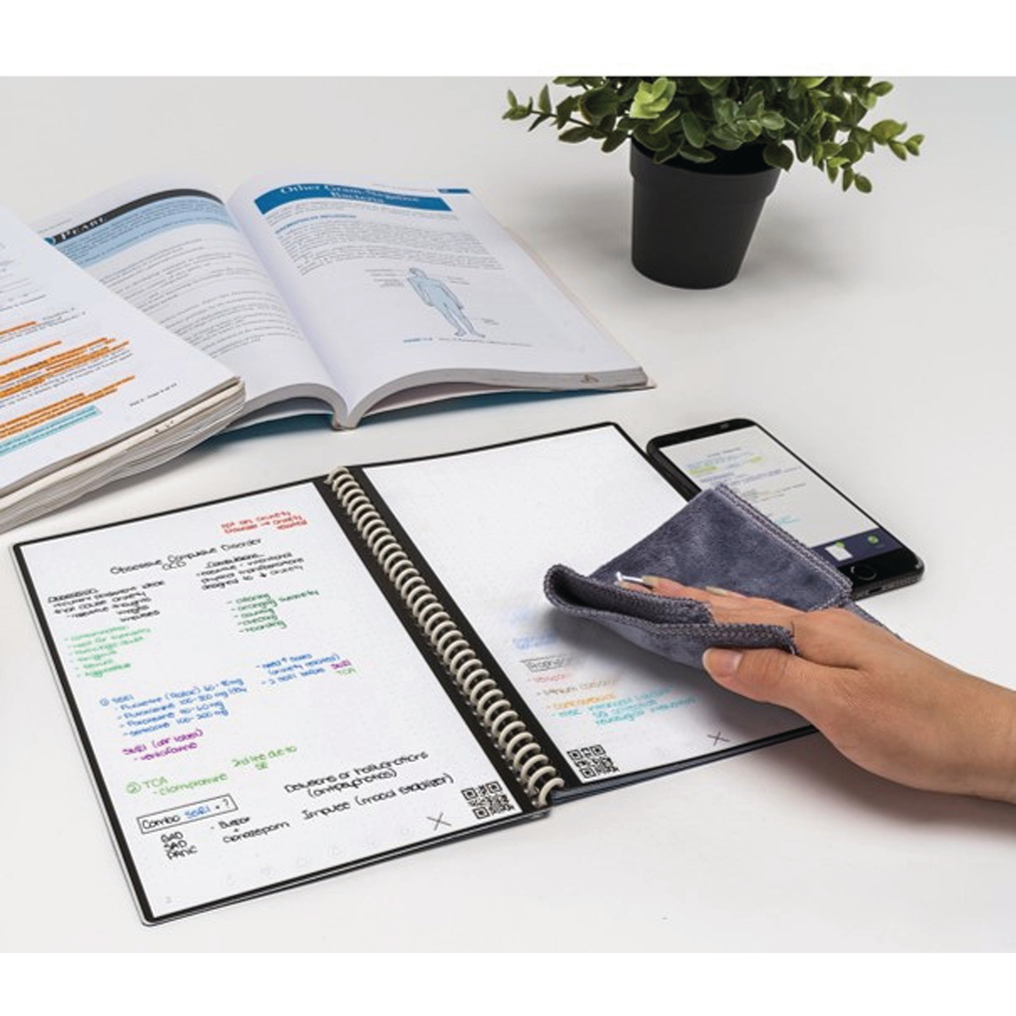 Cahier à spirale A4 connecté Rocketbook Fusion - 42 pages - noir
