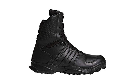 Voir les chaussures de sécurité