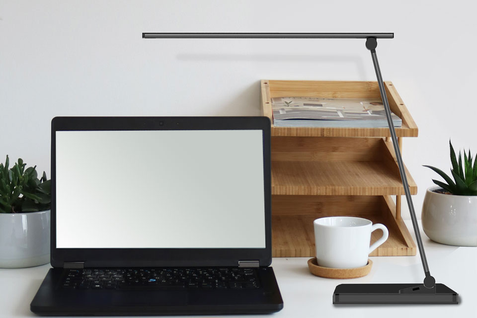 Voir les lampes de bureau à réglage d’intensité - La lampe de bureau à réglage d’intensité