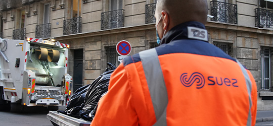 Renseigner le alt quand l'image est un lien, sinon vide