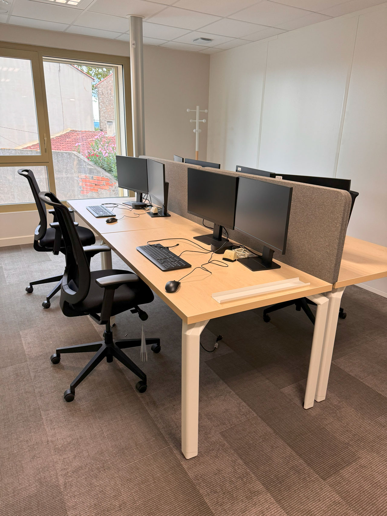 Espaces de travail / Espaces informels / Espaces de réunion - Ouvrir le diaporama