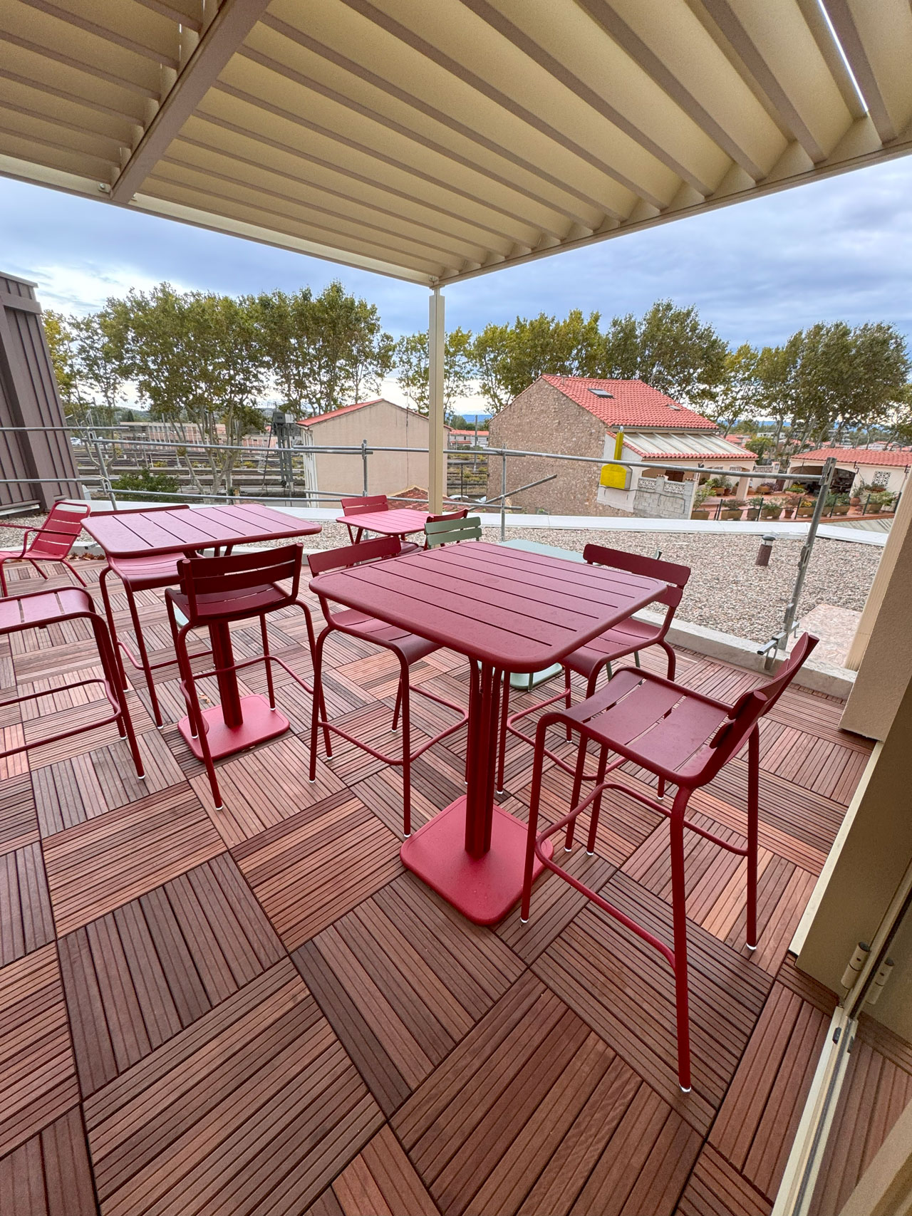 Espaces de travail / Espaces informels / Espaces de réunion - Ouvrir le diaporama